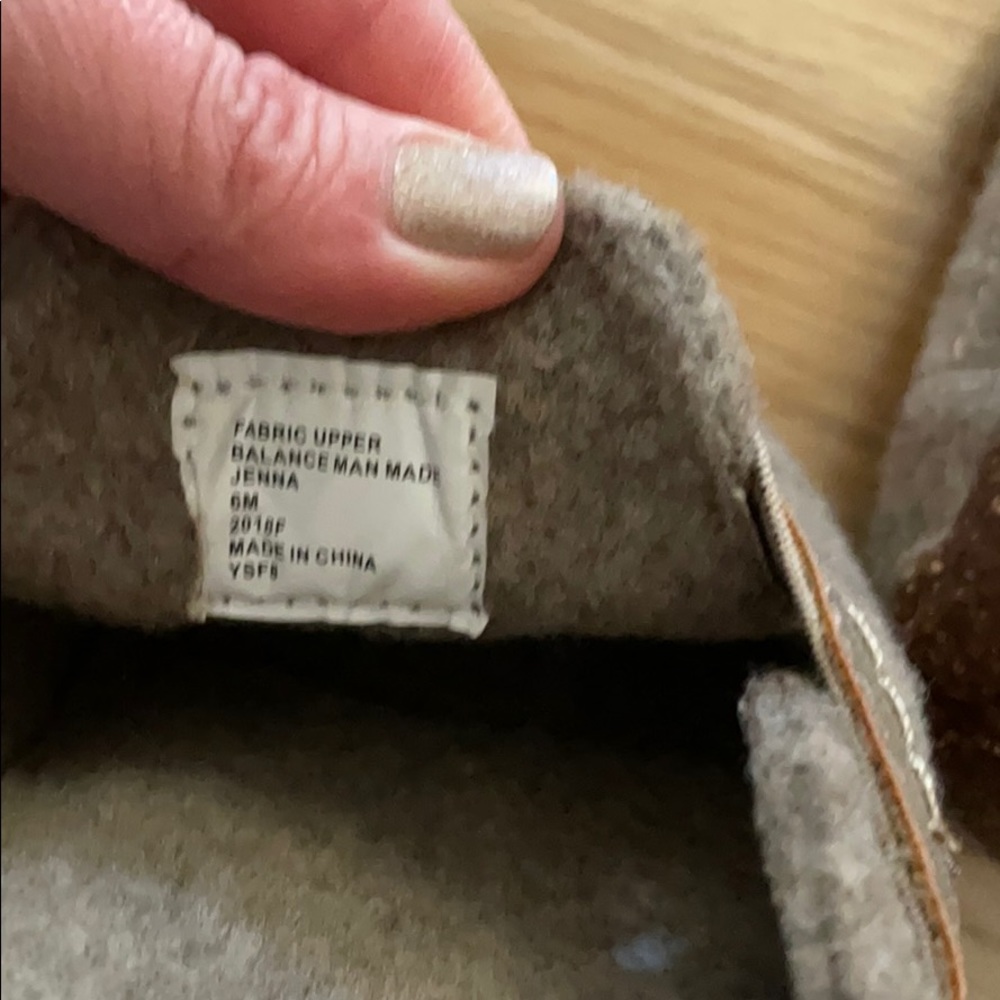 Earth Origins Clogs - Picture 8 of 10